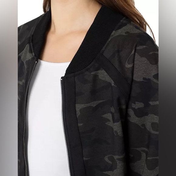 Liverpool Camouflage Bomber Jacket - Picture 3 of 13